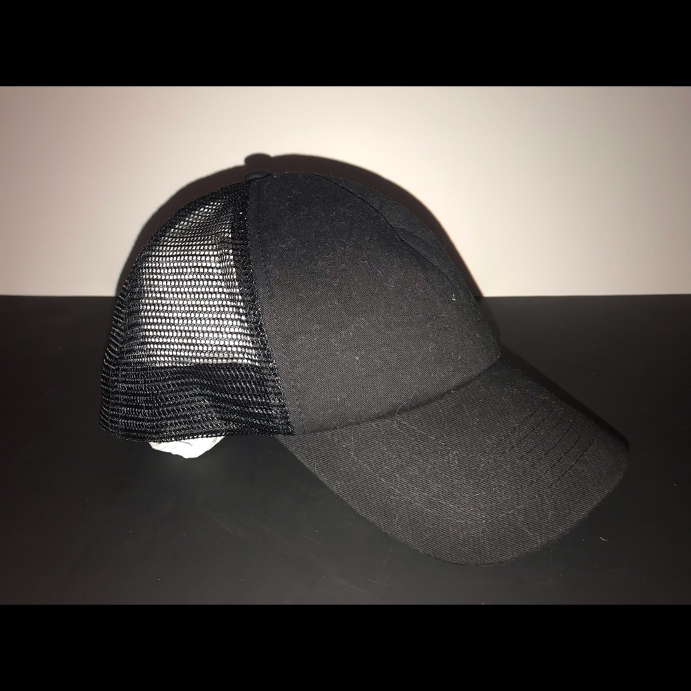 Black ASOS snapback hat